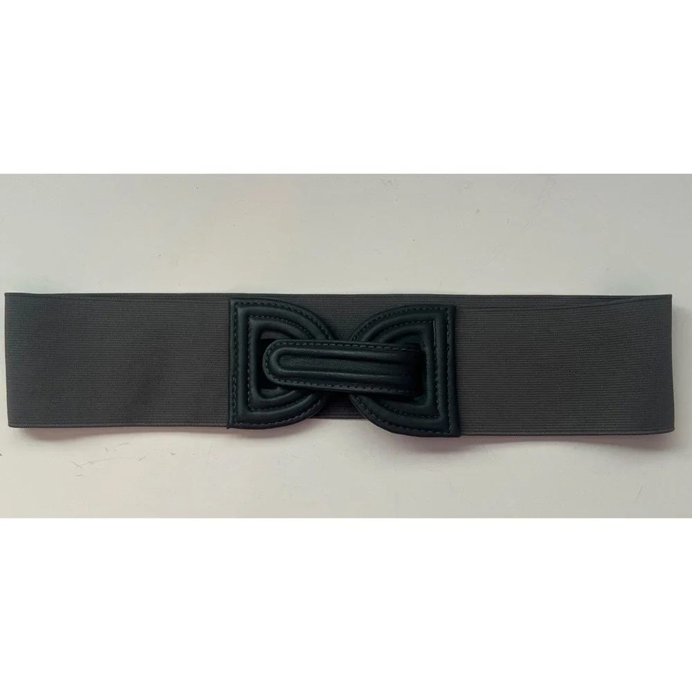 Alice & Olivia Stretchy‎ Grey Gray Clip Belt Size Medium Y2K Retro Look